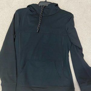 FLEECE ATHLETIC BLACK HOODIE SIZE SMALL